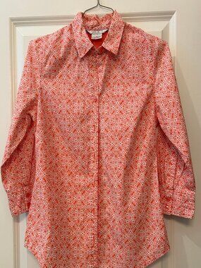 COMO - Coral & White Color Pattern Women's Shirt Size M